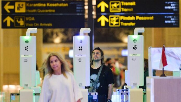 Kunjungan Wisatawan Mancanegara ke Bali Meningkat Jelang Libur Natal & Tahun Baru, Pemerintah Tepis Isu Sepi Turis